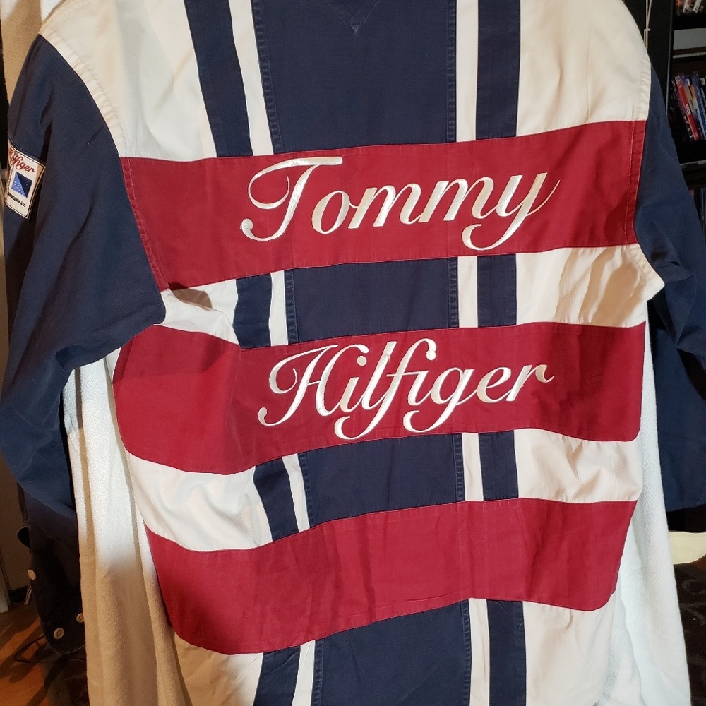 tVery RARE Tommy Hilfiger L shirt